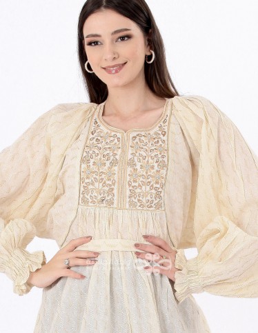 hosting caftan with belt
