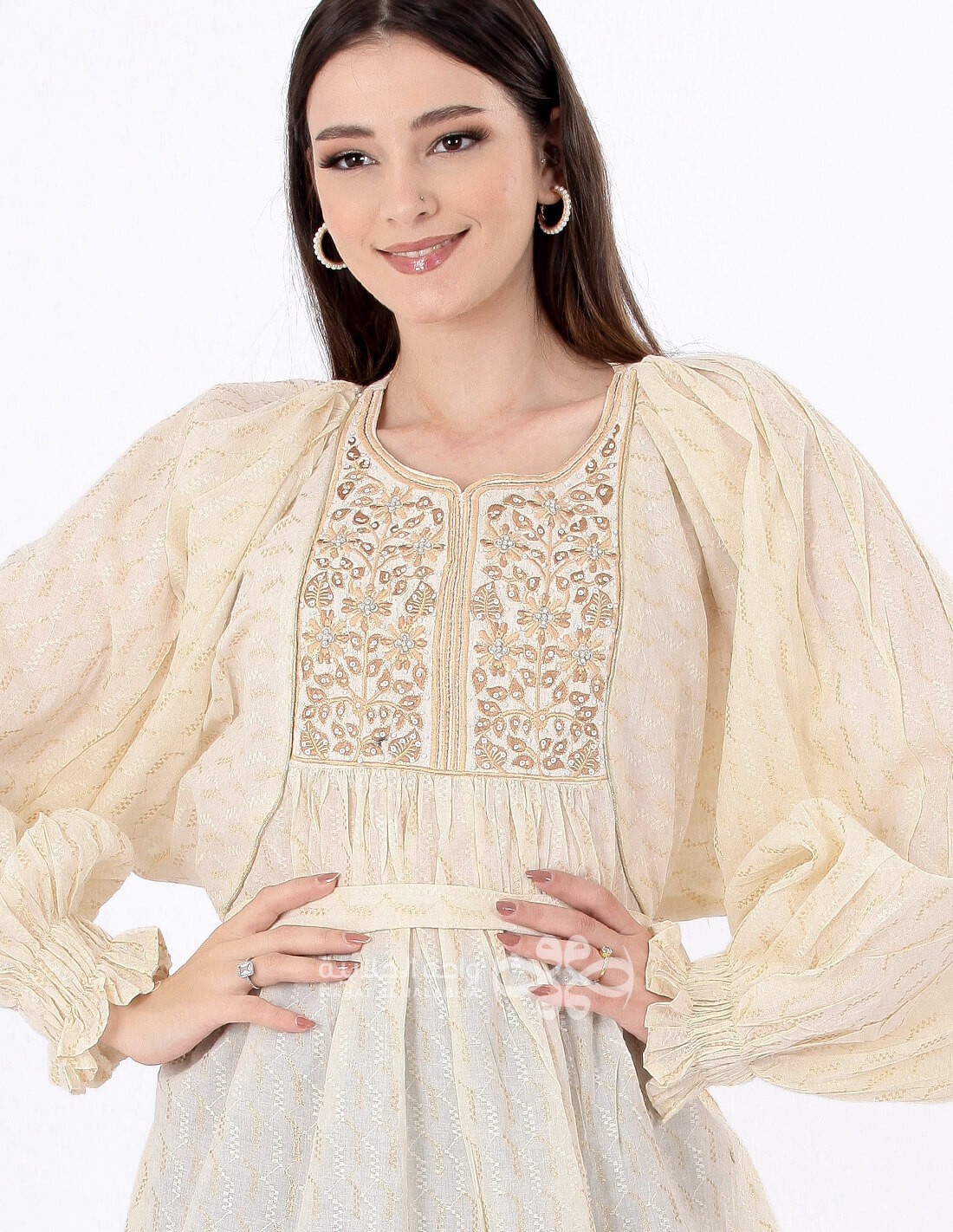 hosting caftan with belt