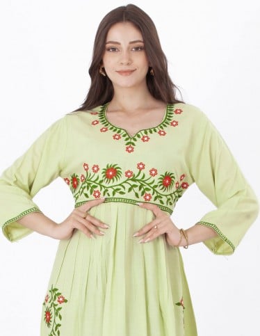 sleeve cut hosting jalabiya