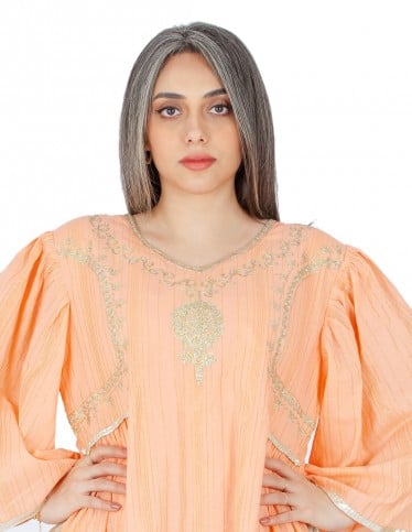 cloche sleeve hosting jalabiya