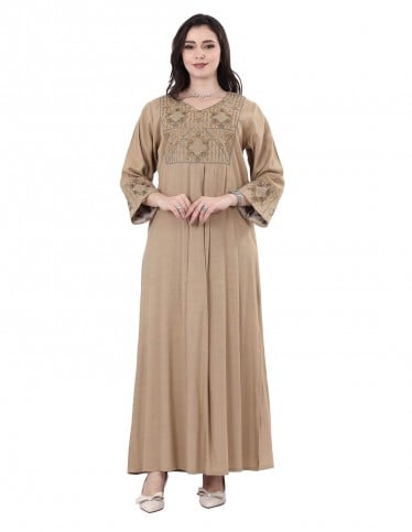 A reception jalabiya with long sleeves
