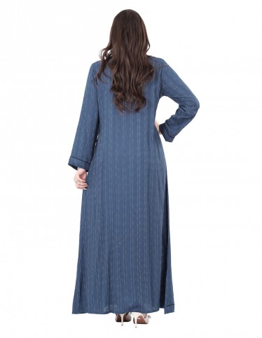 The perfect jalabiya for both formal and daily occasions