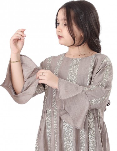 Girls' Long Sleeved Jilbab with a Layered Striped Design