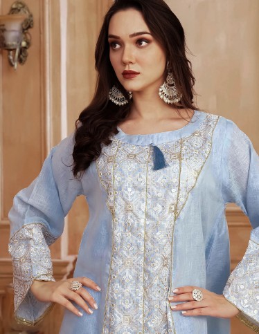 "Sky Refinement" Jilbab with Unique Embroidery on the Chest and Sleeves