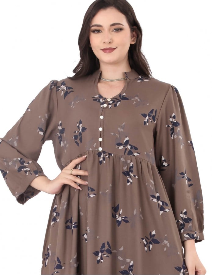 hosting Floral Jalabiya with a Loose Fit