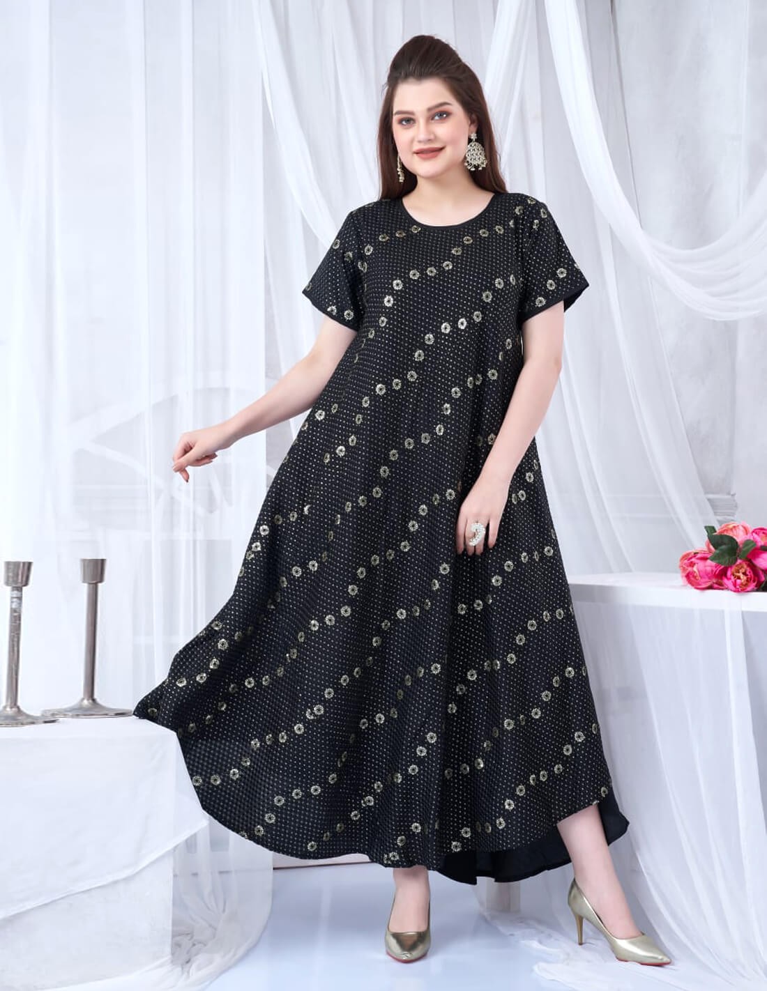 Fully embroidered half-sleeved jalabiya
