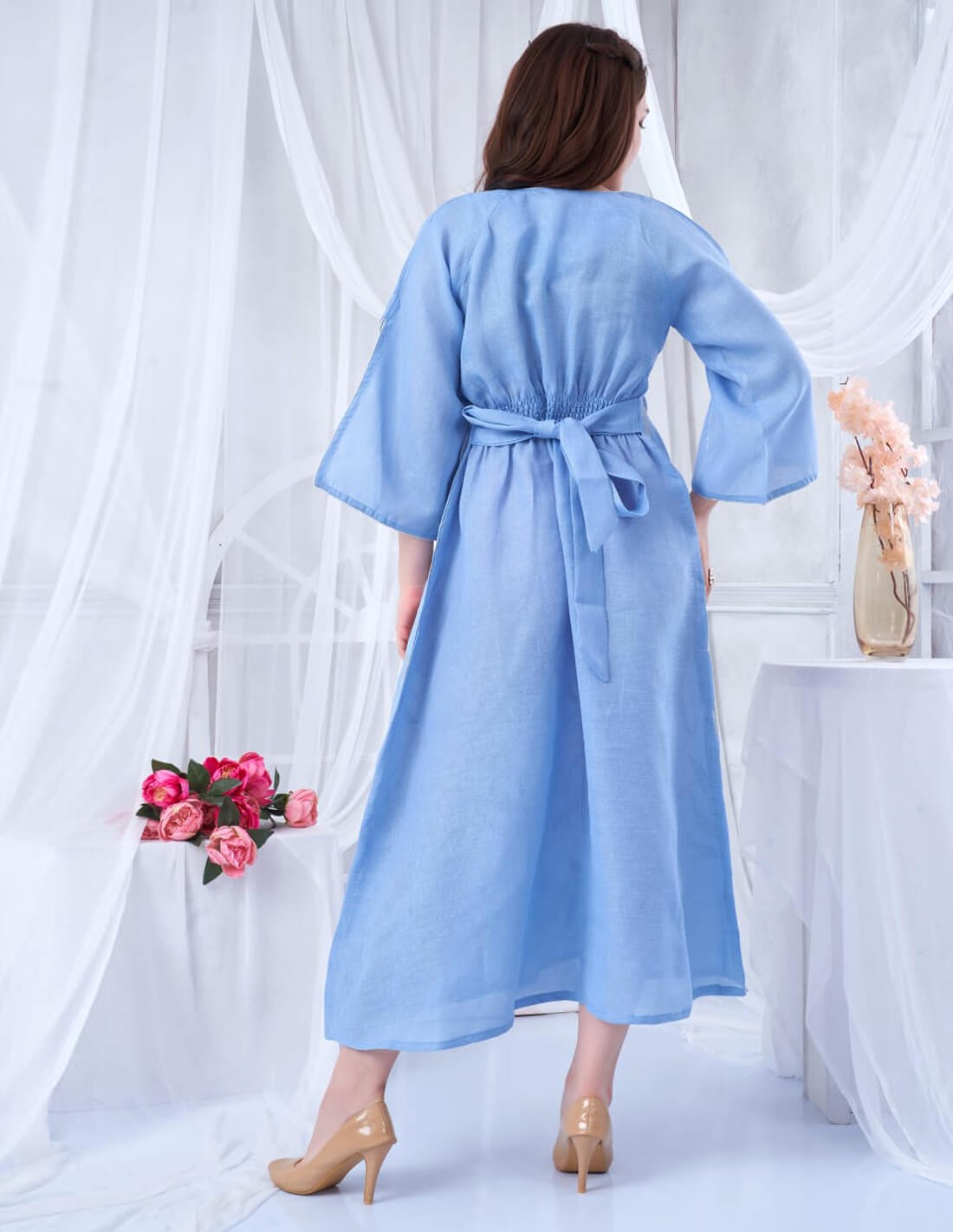 Short jalabiya with three-quarter sleeves