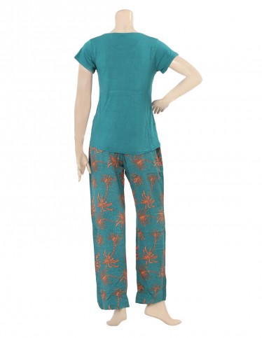 Supreme Comfort, Loungewear Style: Your Cozy Everyday Pajamas!