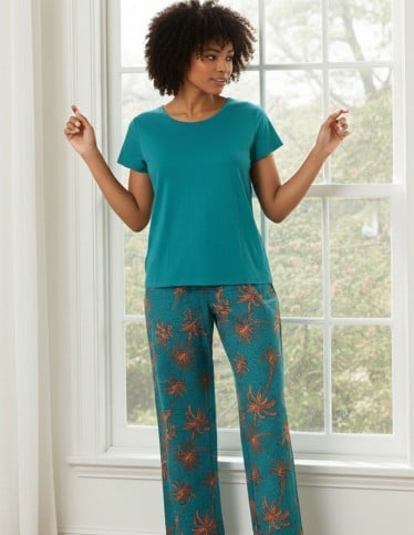 Supreme Comfort, Loungewear Style: Your Cozy Everyday Pajamas!