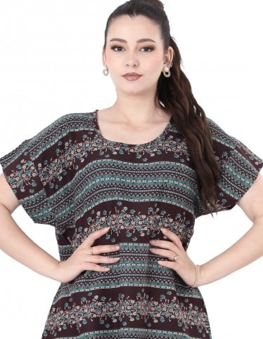 Cotton jalabiya with stylish floral patterns.
