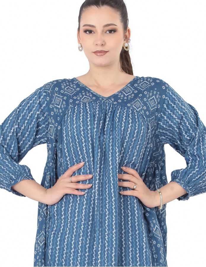 Blue casual jalabiya with patterns.
