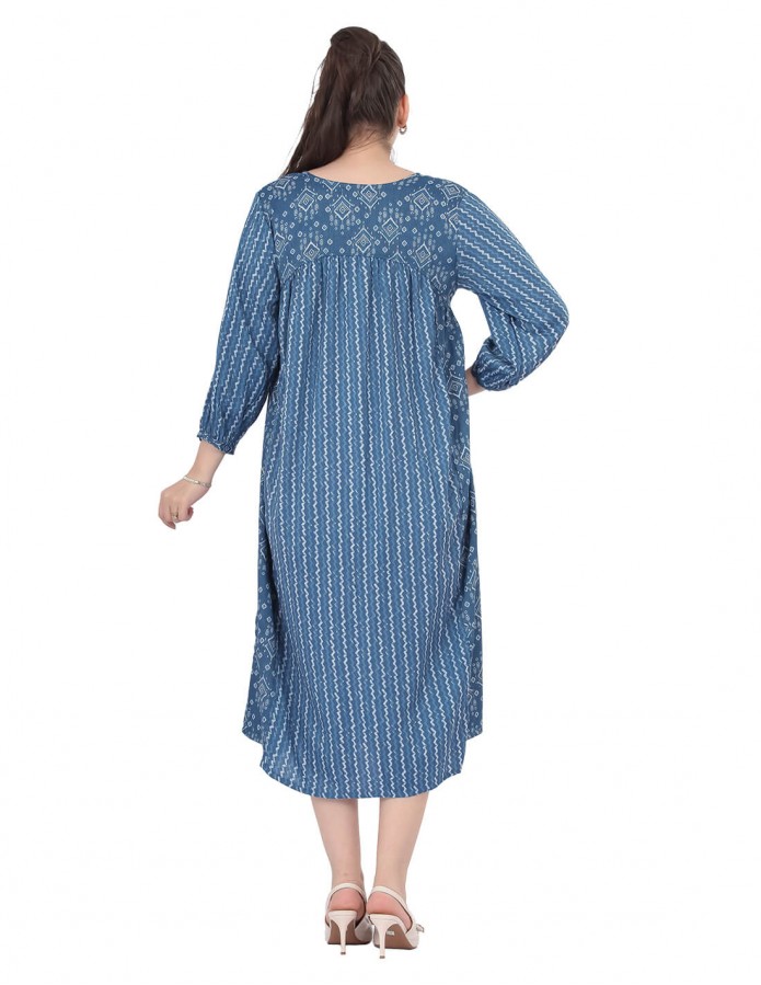 Blue casual jalabiya with patterns.
