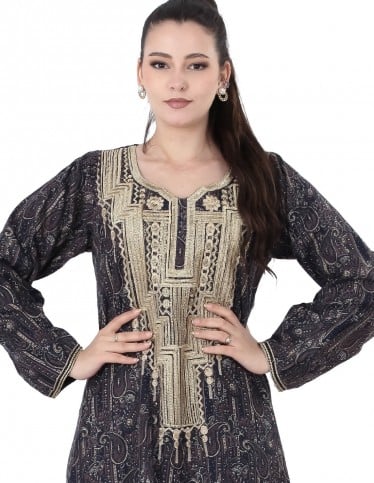 Embroidered jalabiya