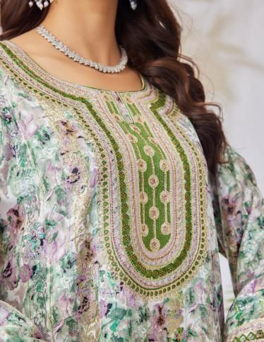 Green and pink printed jalabiya.