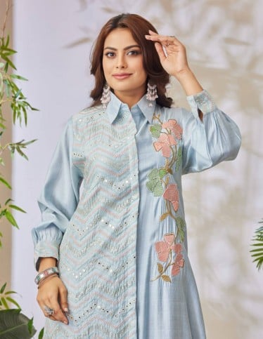 Modern embroidered jalabiya.