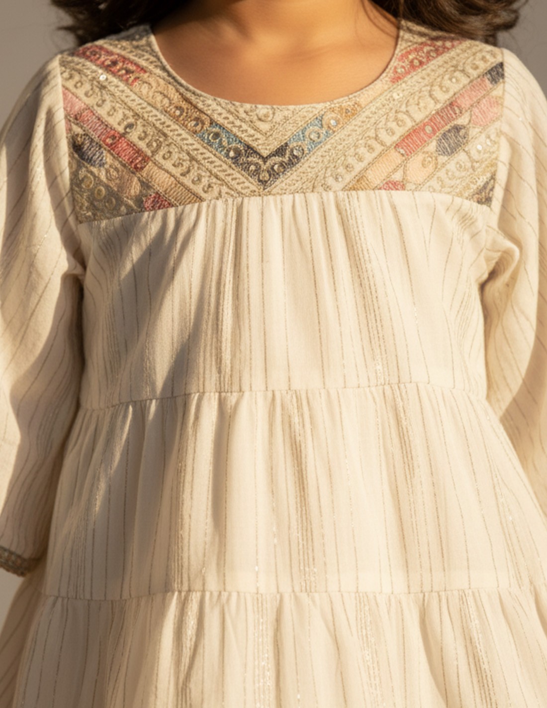 Elegant off-white girls' jalabiya.