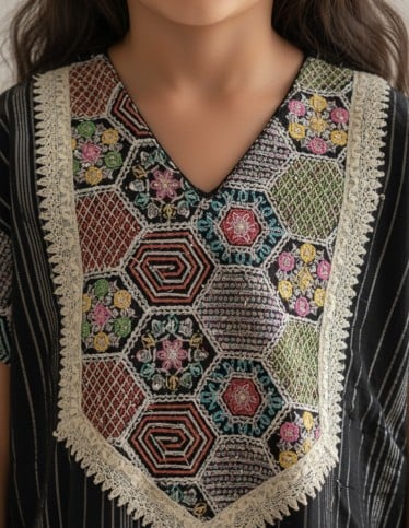 Elegant Black girls' jalabiya.