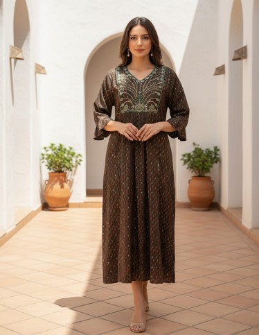 Pink Jalabiya with Golden Embroidery