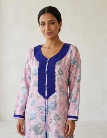 Embellished floral reception jalabiya in luxurious cotton