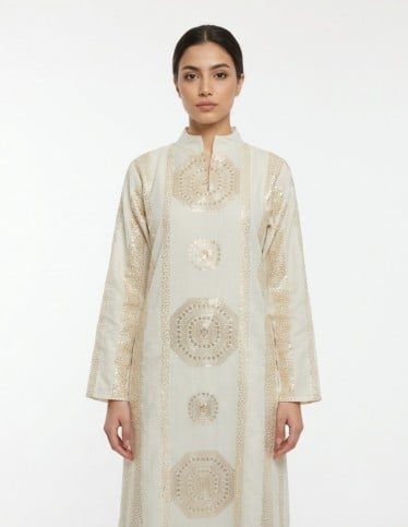 Elegant Embroidered Women’s Jalabiya – Off White Full-Length Design