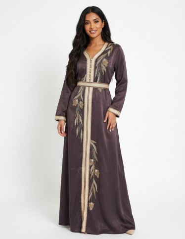 Royal Moroccan-Style Evening Jalabiya with Hand-Embroidery & Belt.
