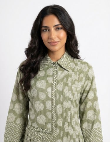 Floral Pleated Reception Jalabiya with Elegant Collar.