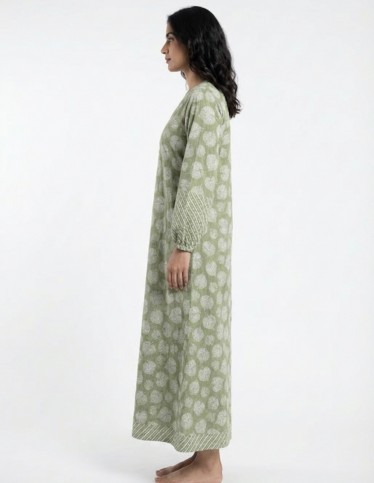 Floral Pleated Reception Jalabiya with Elegant Collar.
