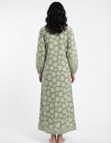 Floral Pleated Reception Jalabiya with Elegant Collar.