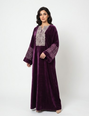 "Al-Maram" Velvet Jalabiya – Royal Flared Sleeves & Fine Craft Embroidery.