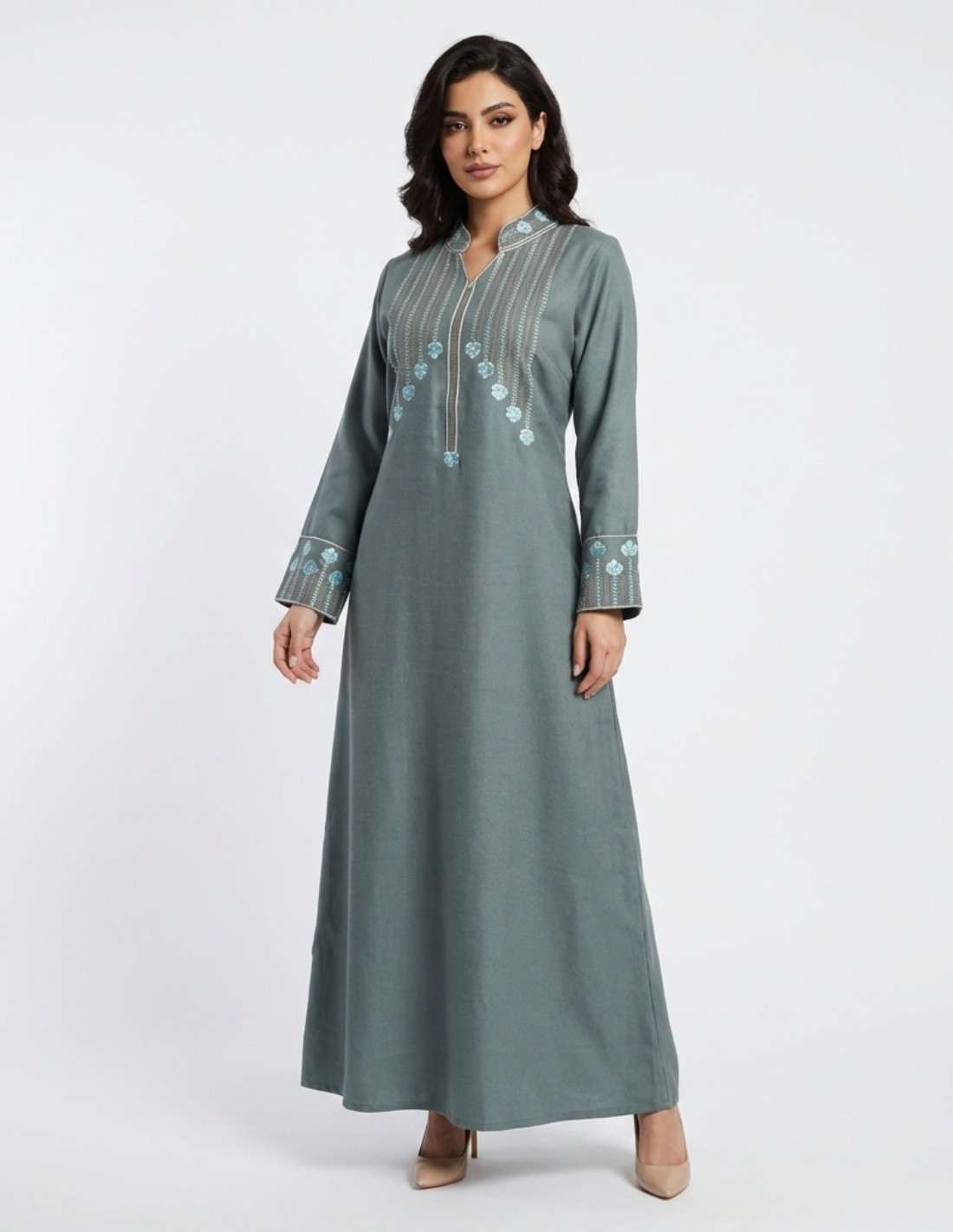"Ru’a" Luxury Reception Jalabiya – Wide Sleeves with Elegant Thread Embroidery.