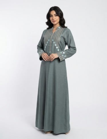 "Ru’a" Luxury Reception Jalabiya – Wide Sleeves with Elegant Thread Embroidery.