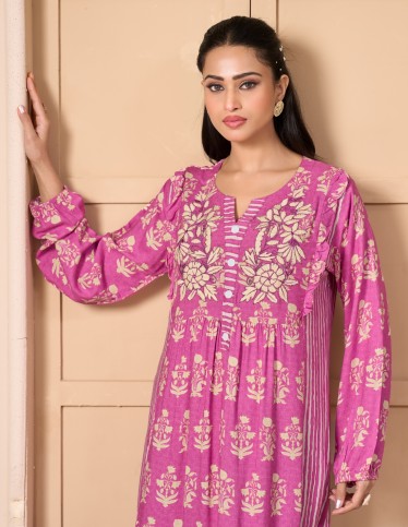 "Nesma" Rayon Jalabiya – Exquisite Hand-Embroidered Craftsmanship.