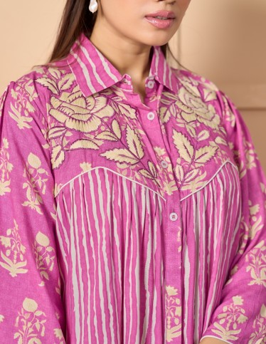 "Daylight Bloom" Modern Jalabiya – Shirtdress Design with Printed Fabric & Elegant Embroidery.