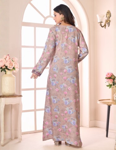"Nesma" Daily Jalabiya – Soft Cotton-Feel Fabric with Delicate Embroidery.