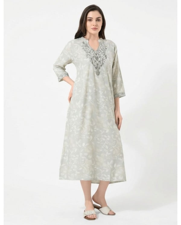 Victoria Pearl White Embroidered Midi Nightgown