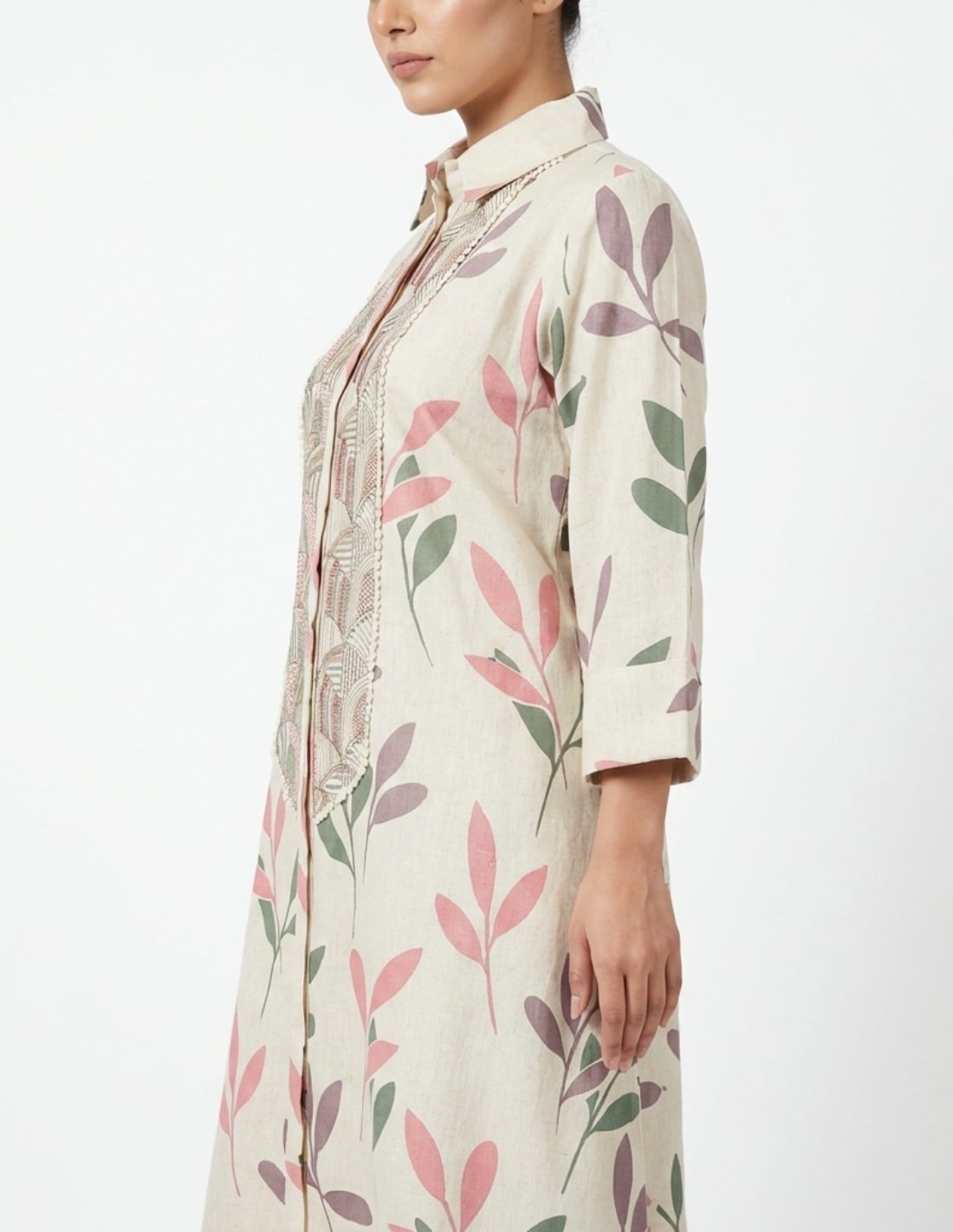 Contemporary Leaf-Print Linen-Look Jalabiya with Intricate Geometric Embroidery