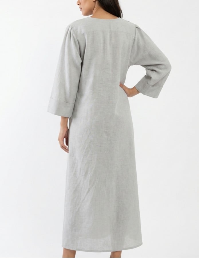 Classic Grey Jalabiya with Geometric Embroidery and Wide Sleeves.