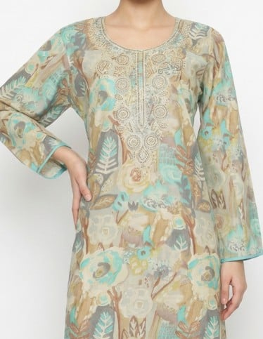 Elegant Watercolor Print Jalabiya with Hand-Embroidered Accents