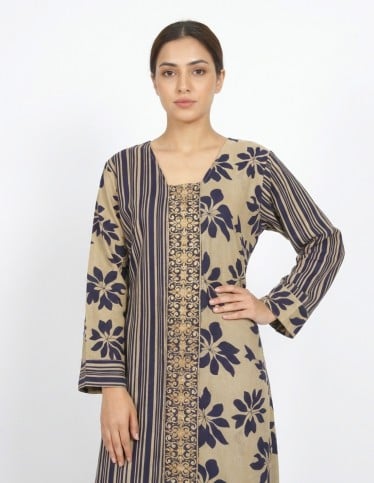 Modern Women's Jalabiya with Mixed Stripes, Floral Prints, and Luxury Gold Embroidery