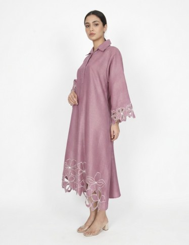 Purple Linen-Style Jalabiya with Laser-Cut Floral Details