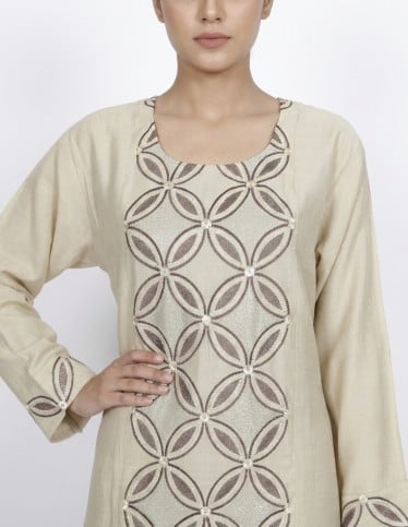 Elegant Beige Jalabiya with Circular Embroidery