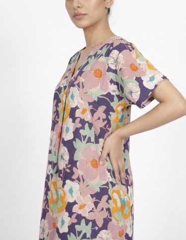 Floral Meadow V-Neck Jalabiya