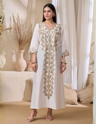 Elegant Embroidered Off-White Jalabiya