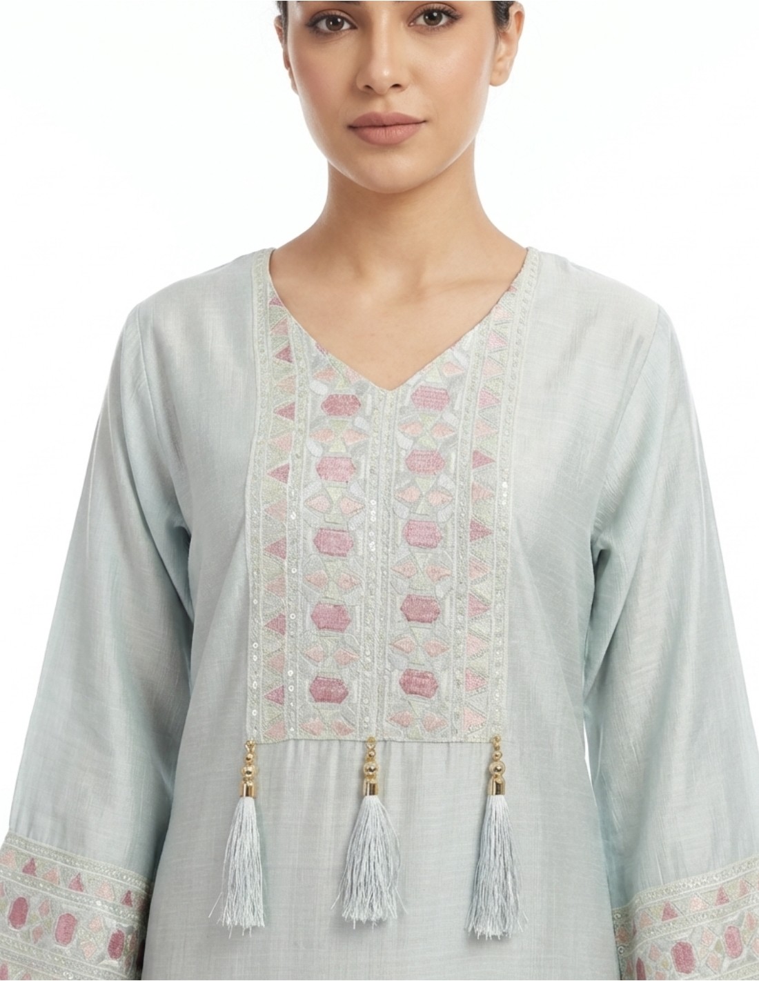 Elegant Embroidered Jalabiya with Tassels