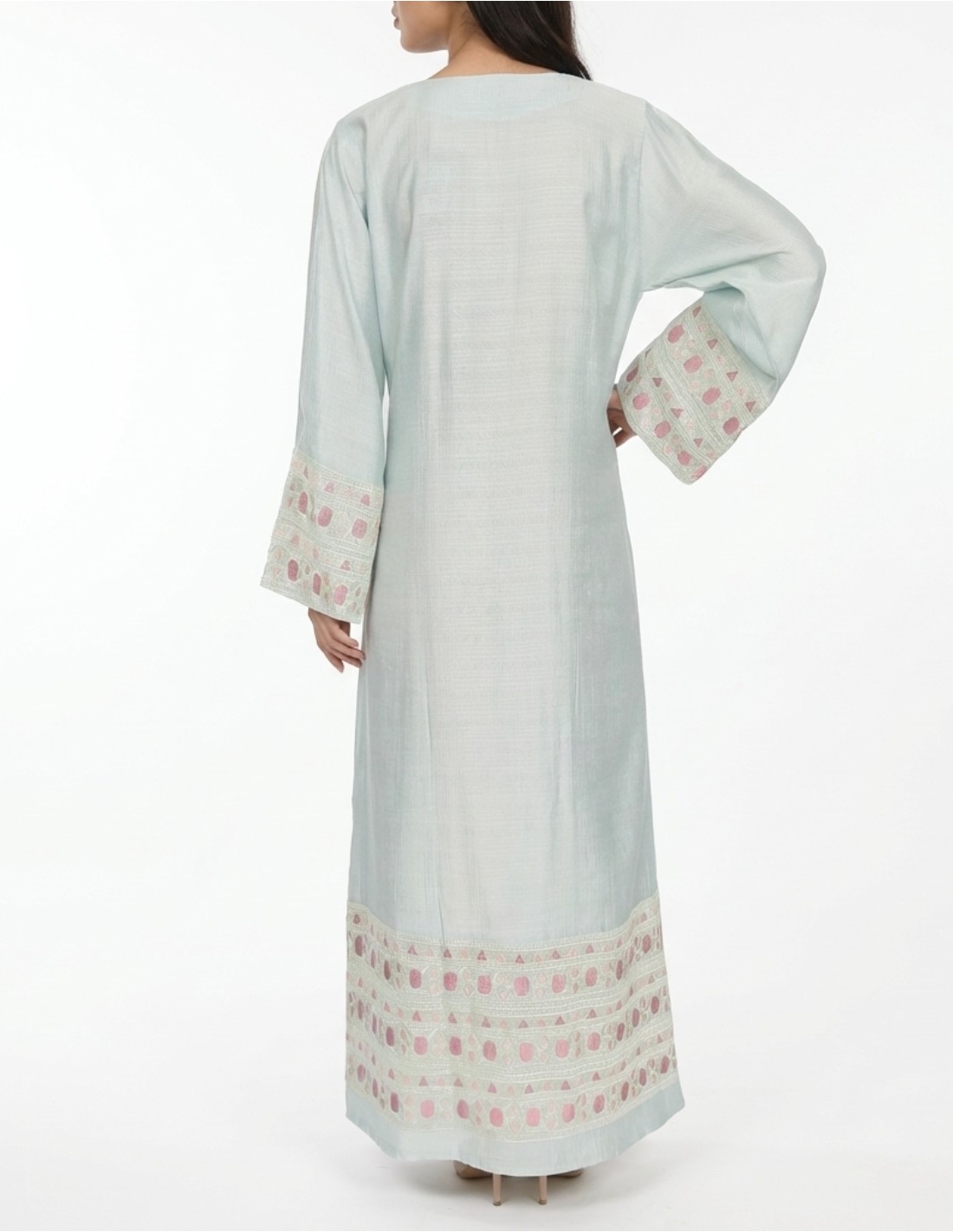 Elegant Embroidered Jalabiya with Tassels
