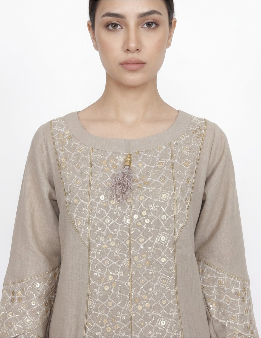 Elegant Beige Jalabiya with Gold Embroidery