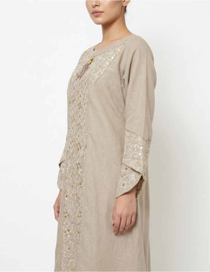 Elegant Beige Jalabiya with Gold Embroidery