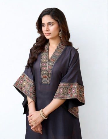 Luxurious Embroidered Kaftan with Bell Sleeves