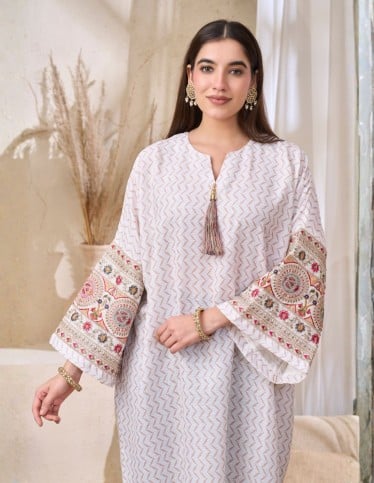 "Medallion Motif" White Jalabiya