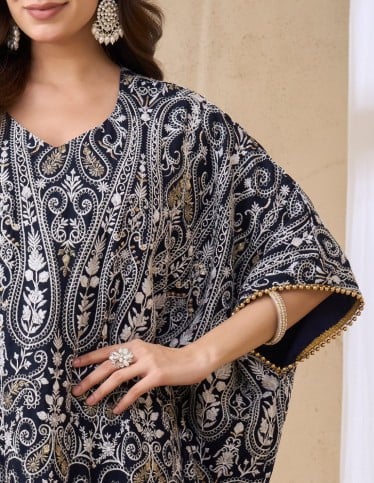 Elegant Paisley Kaftan with Fringe - Navy Blue